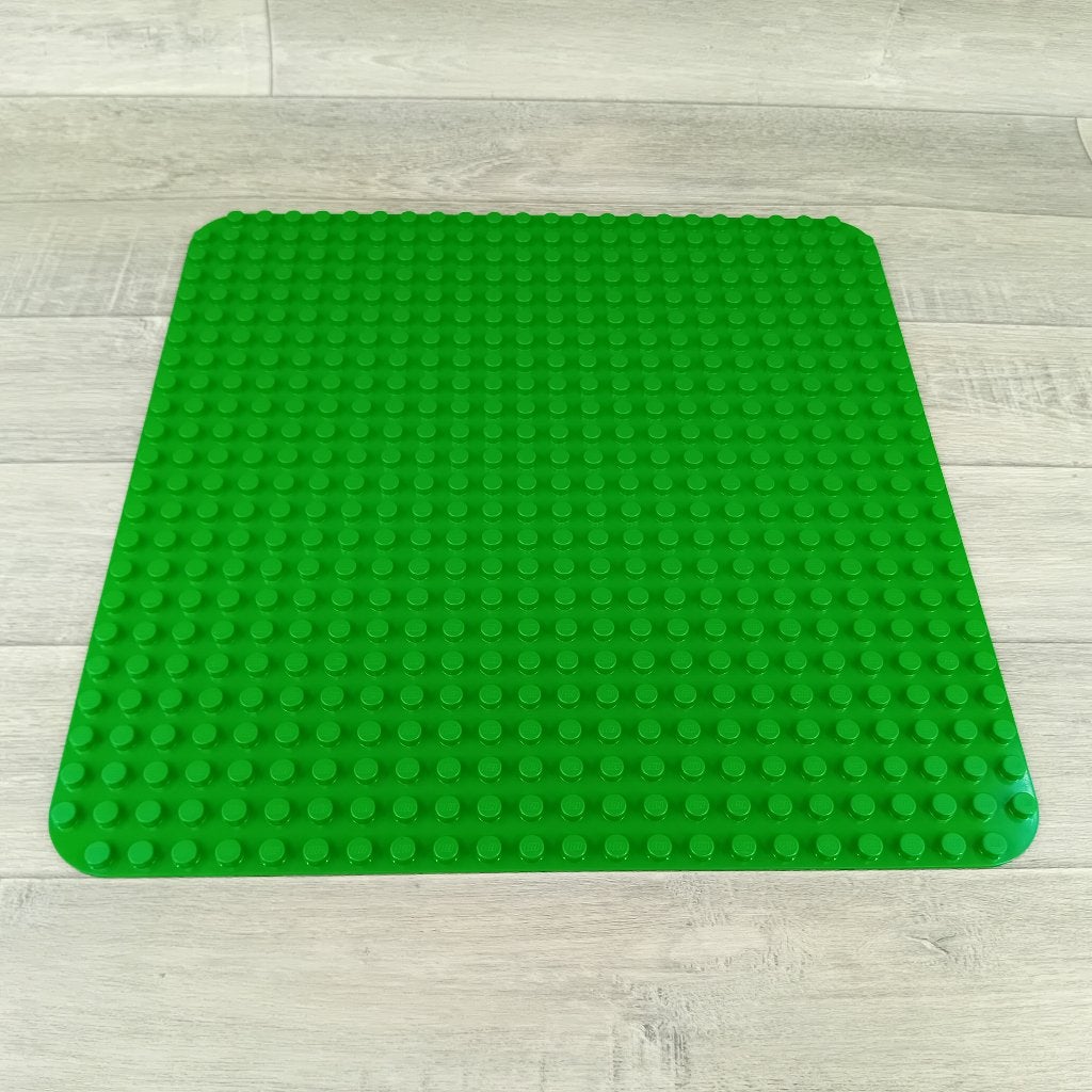 Duplo grote groene bouwplaat, Aastvej 1 – 7190 Billund  - Denemarken, Product.compliance@LEGO.com, Ophalen of Verzenden, Zo goed als nieuw