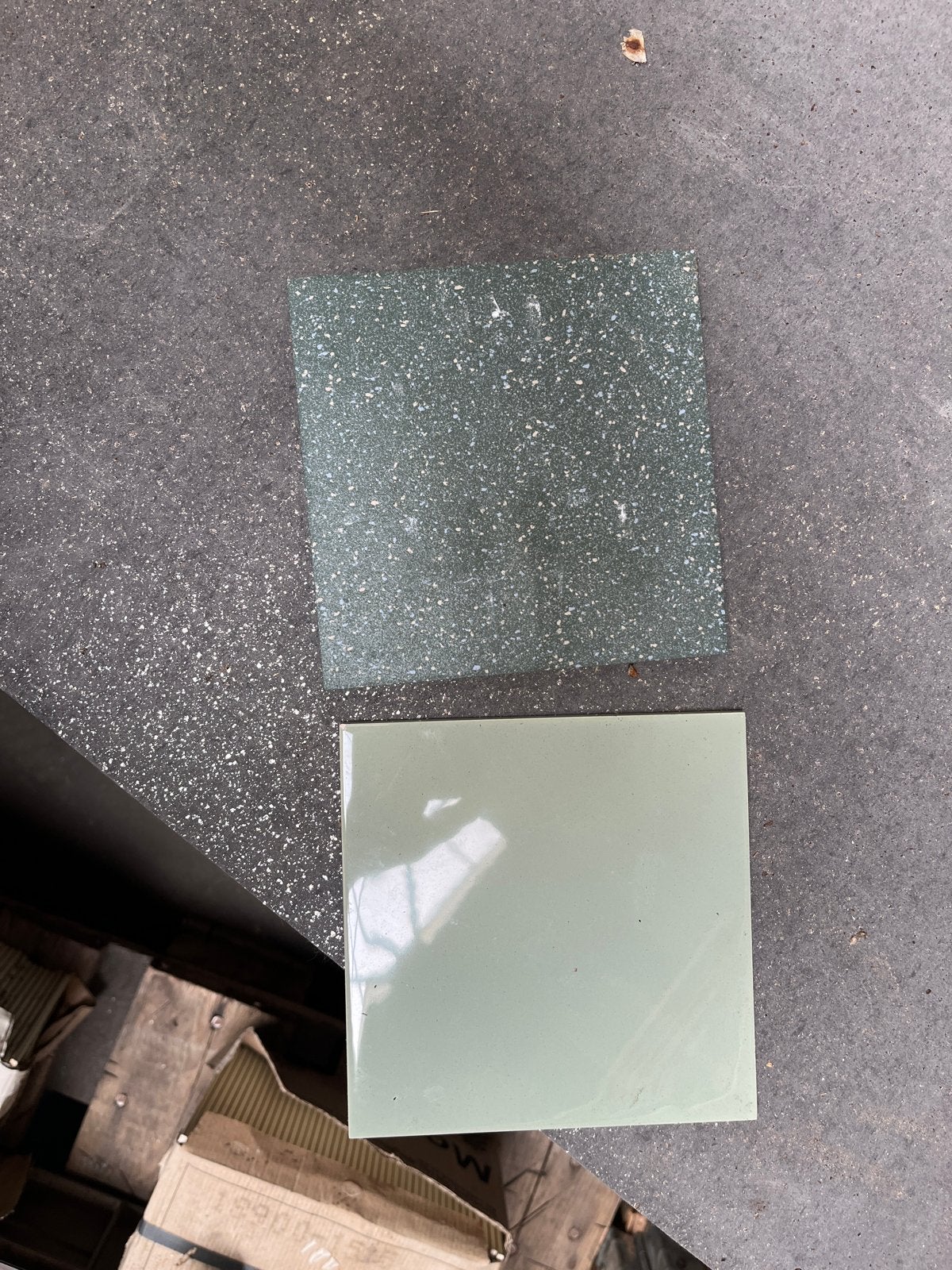 Groene tegeltjes 14,5 x 14,5 cm, Doe-het-zelf en Verbouw, Tegels, Ophalen, Gebruikt, Minder dan 20 cm, Minder dan 5 m²
