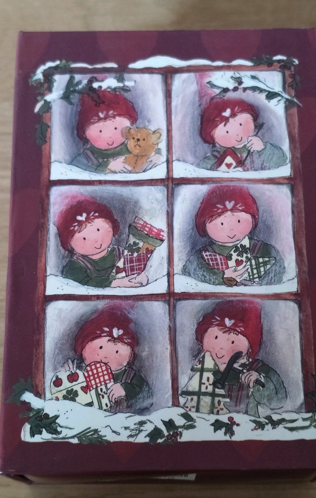 Santa's Helpers Annekabouke Gnomys Diaries doosje, Verzenden, Gebruikt