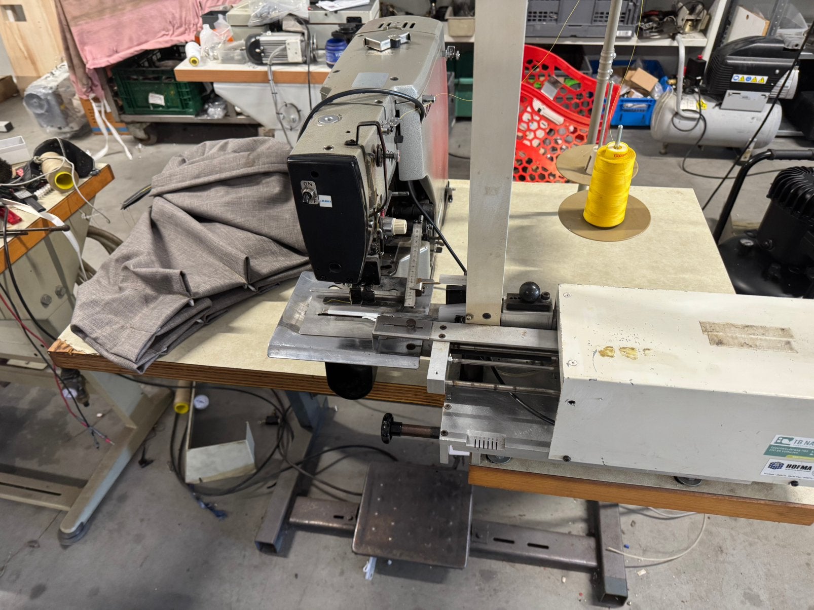 Industriele naaimachine juki gordijnhaakjes machine 220v, Overige merken, Gebruikt, Juki, Ophalen of Verzenden