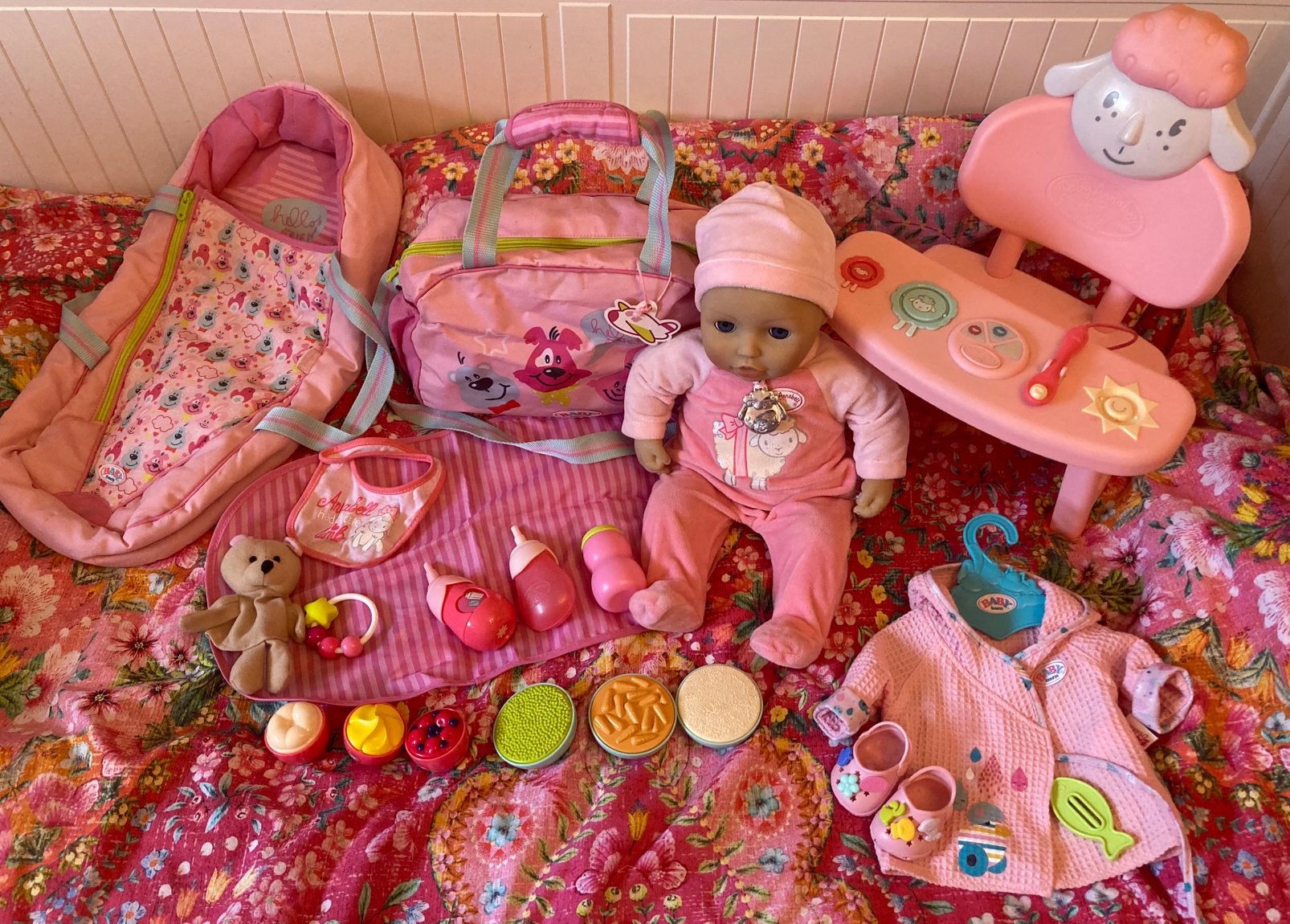 Baby Annabell met oa interactieve stoel, luiertas, reiswieg, Kinderen en Baby's, Ophalen of Verzenden, Gebruikt, Babypop