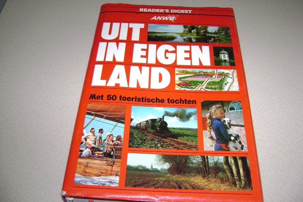 ANWB Reisgids Uit Eigen Land - 50 toeristische tips, Boeken, Gelezen, ANWB, Ophalen of Verzenden, Reisgids of -boek