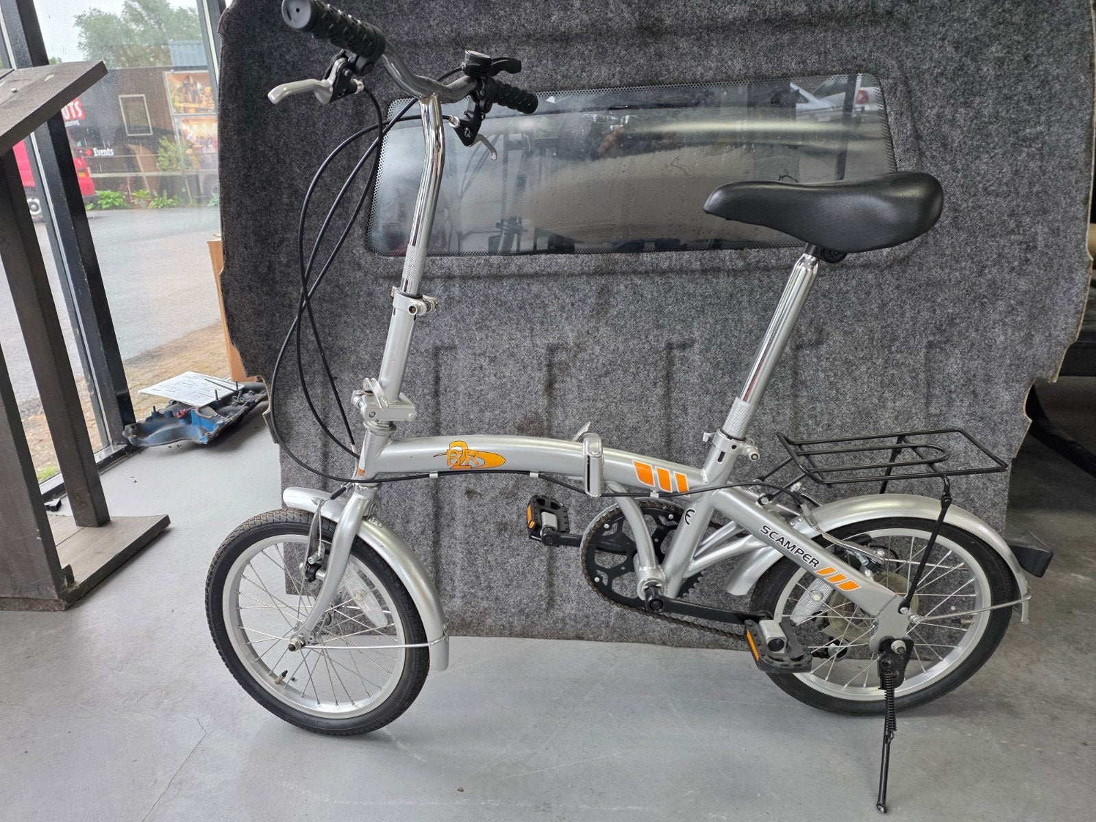 Vouwfiets Scamper in nette staat met 6 versnellingen, Fietsen en Brommers, Gebruikt, Velgrem, Versnellingen, Ophalen