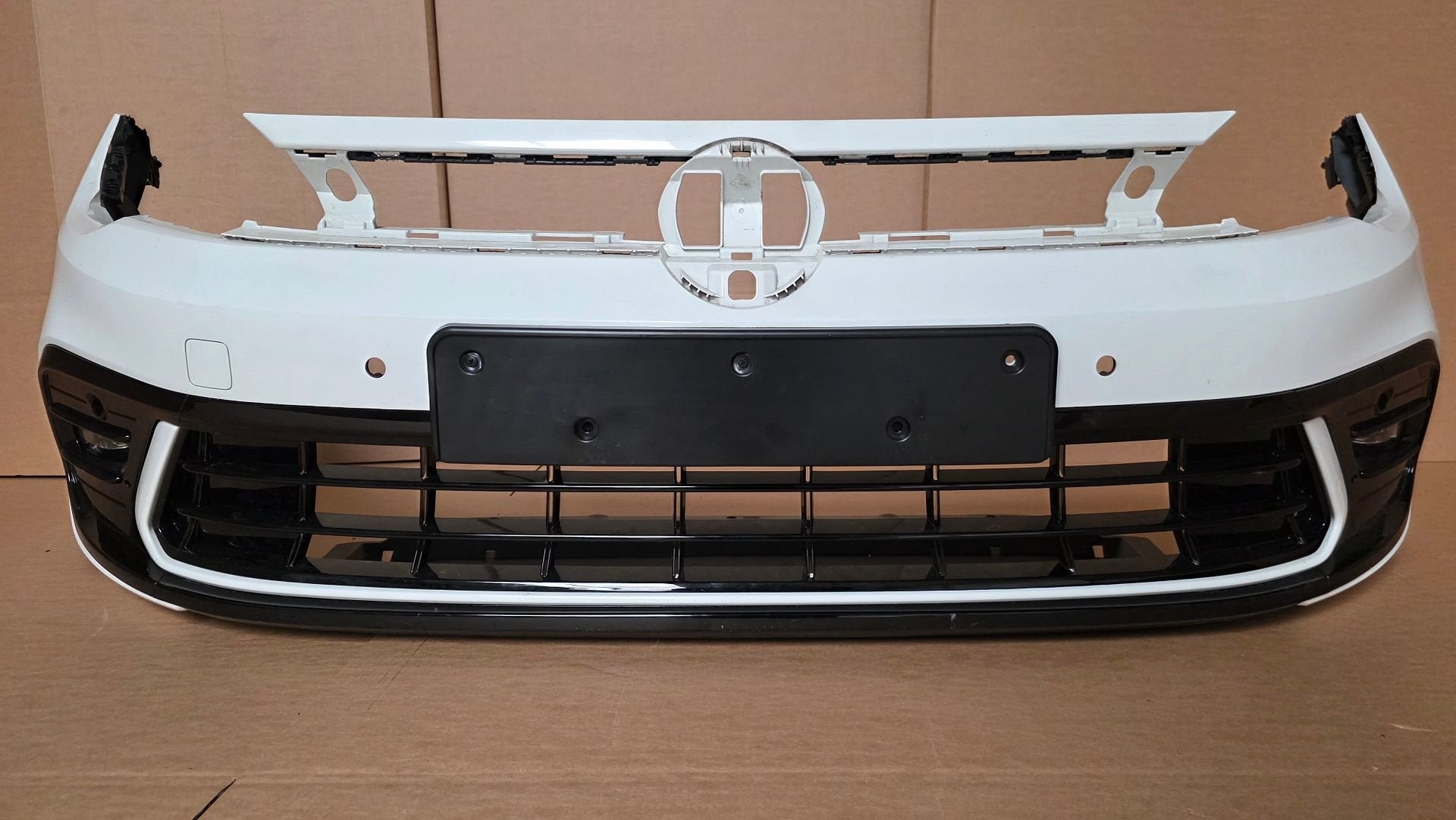 Voorbumper VW Polo 2G Facelift R-line Bumper bj.2022-2026, Gebruikt, -, Voor, Ophalen of Verzenden