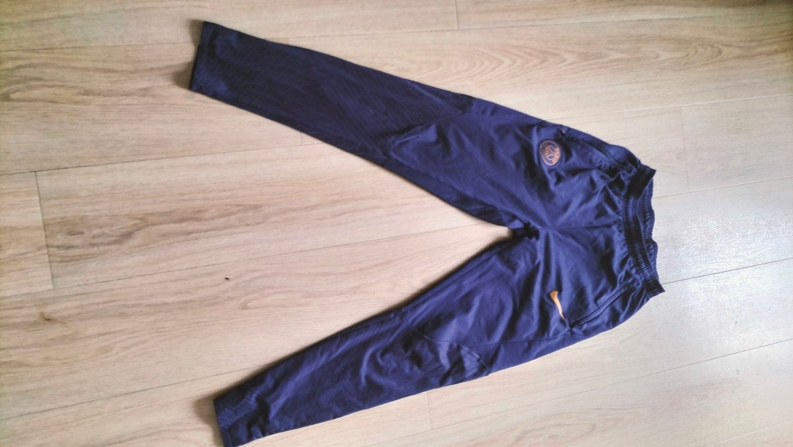 Trainingsbroek Paris Saint Germain mt 158, Ophalen, Jongen of Meisje, Broek