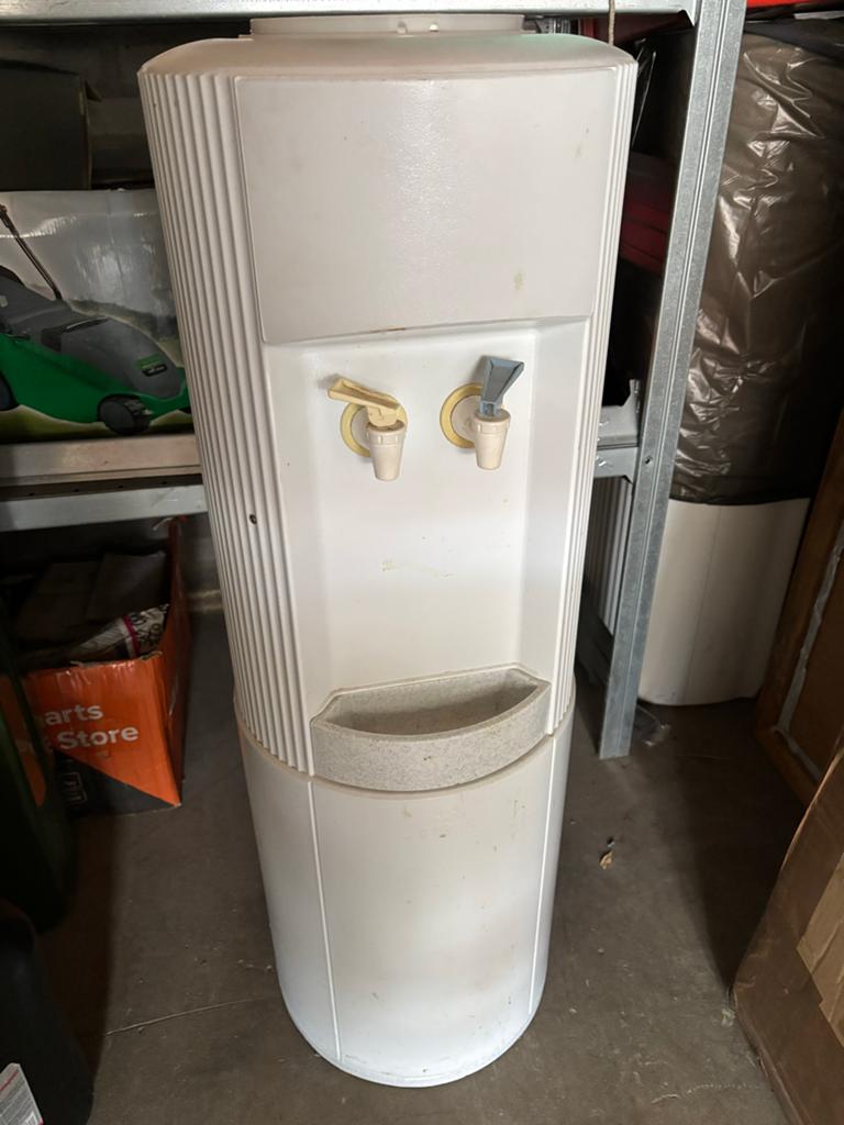 2 Waterkoelers in goede staat - €20 p.st., Ophalen, Gebruikt, Waterkoeler