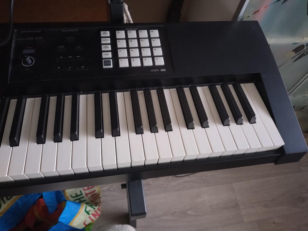 Roland fa 08, Muziek en Instrumenten, Ophalen, Zo goed als nieuw, 88 toetsen, Roland