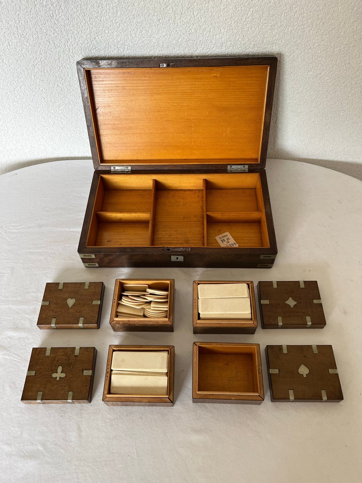 Antieke houten doos met benen fiches voor kaartspel, Ophalen of Verzenden