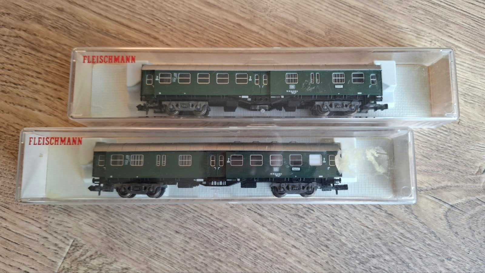 2x mooie wagon Fleischmann piccolo, Ophalen, Gelijkstroom, Fleischmann, Wagon