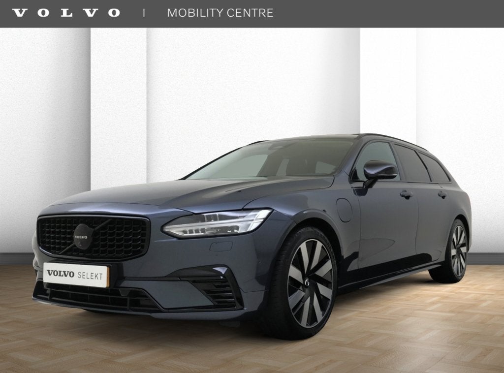 Volvo V90 2.0 T6 AWD Ult. Dark | Stoelkoeling | H&K Audio |, Auto's, Volvo, 4 cilinders, Blauw, 1975 kg, Hybride Elektrisch/Benzine