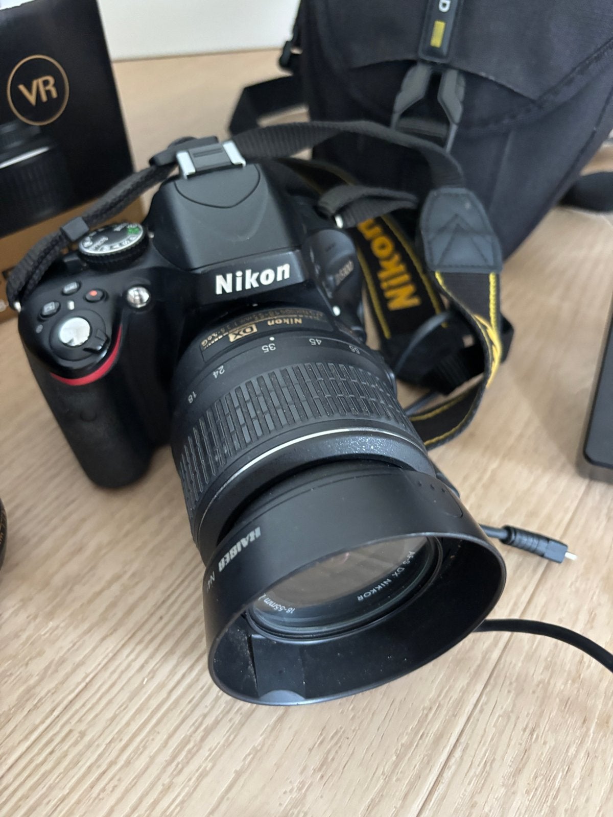 Nikon D5100 Spiegelreflexcamera met 2 lenzen en accessoires, Gebruikt, Spiegelreflex, Beeldstabilisatie, Ophalen of Verzenden