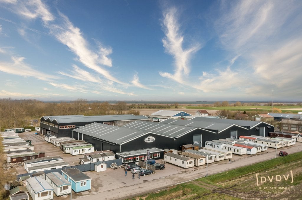 Spiegelchalets en caravans met gespiegelde indeling te koop, Tot en met 6