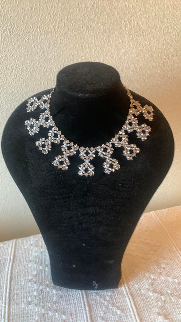 Strass ketting collier bling bling, Ophalen of Verzenden, Nieuw, Zilver, Overige materialen