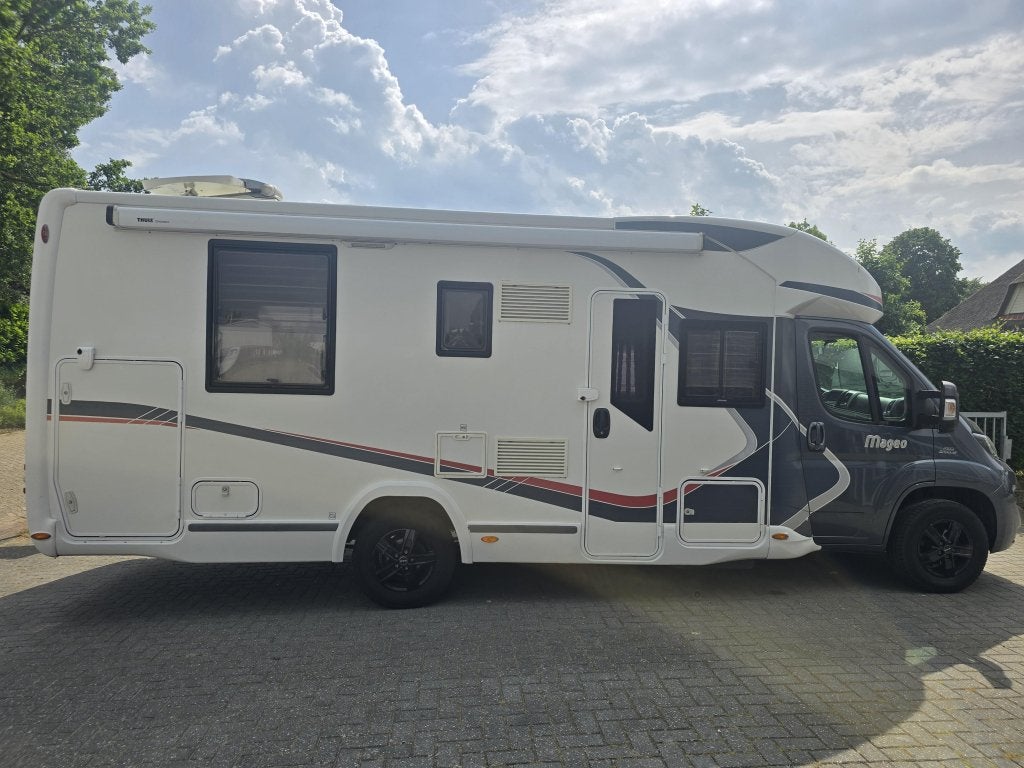 Camper Challenger Mageo 398 EB, AC, luifel en luchtvering, Chemisch toilet, Fiat, Bedrijf, Challenger