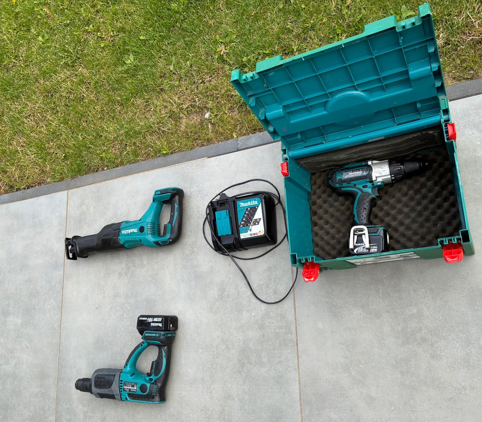 Makita accu klopboor , schroef klop boormachine, reciprozaag, Ophalen of Verzenden, Zo goed als nieuw, Boormachine