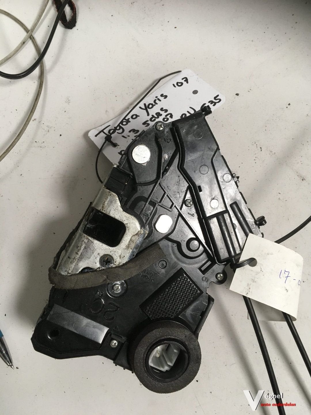 Toyota Yaris 5 drs 2007 Deurslot rechtsvoor, Gebruikt, -, -, Ophalen of Verzenden
