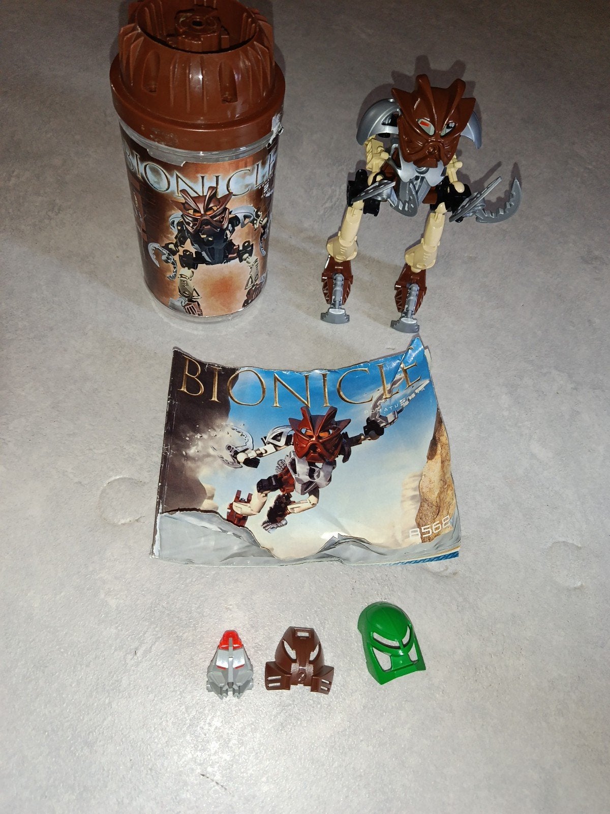 Lego Bionicle Pohatu Nuva met extra maskers en bus, Ophalen of Verzenden, Gebruikt, Overige merken