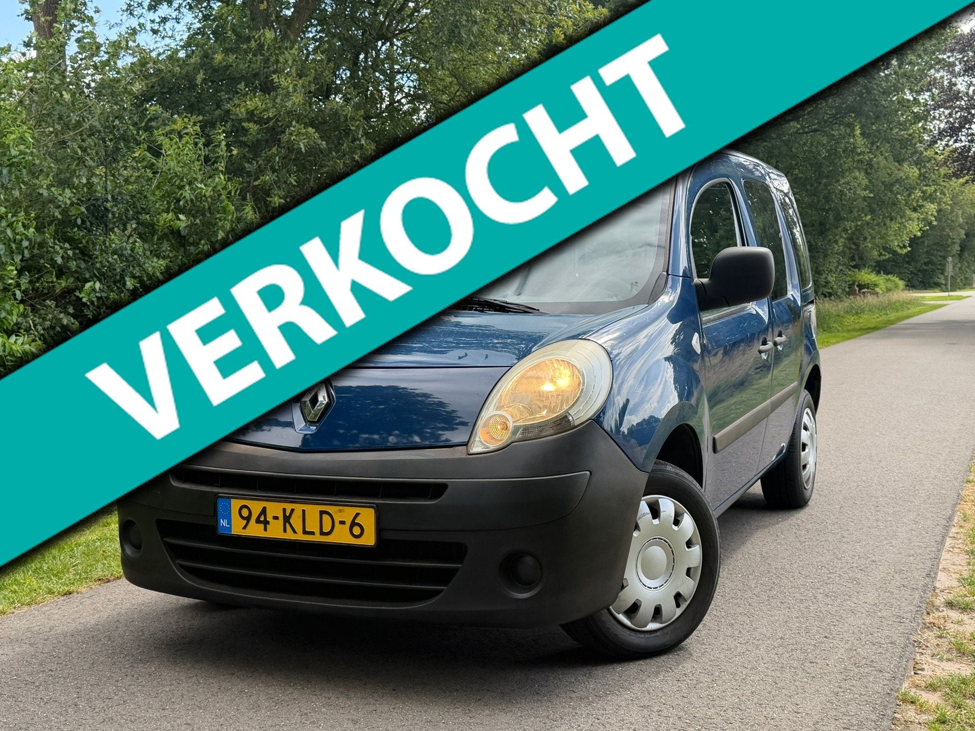 Renault Kangoo Family 1.6 Authentique | 5-Persoons + Radio +, Voorwielaandrijving, Stof, Gebruikt, Zwart