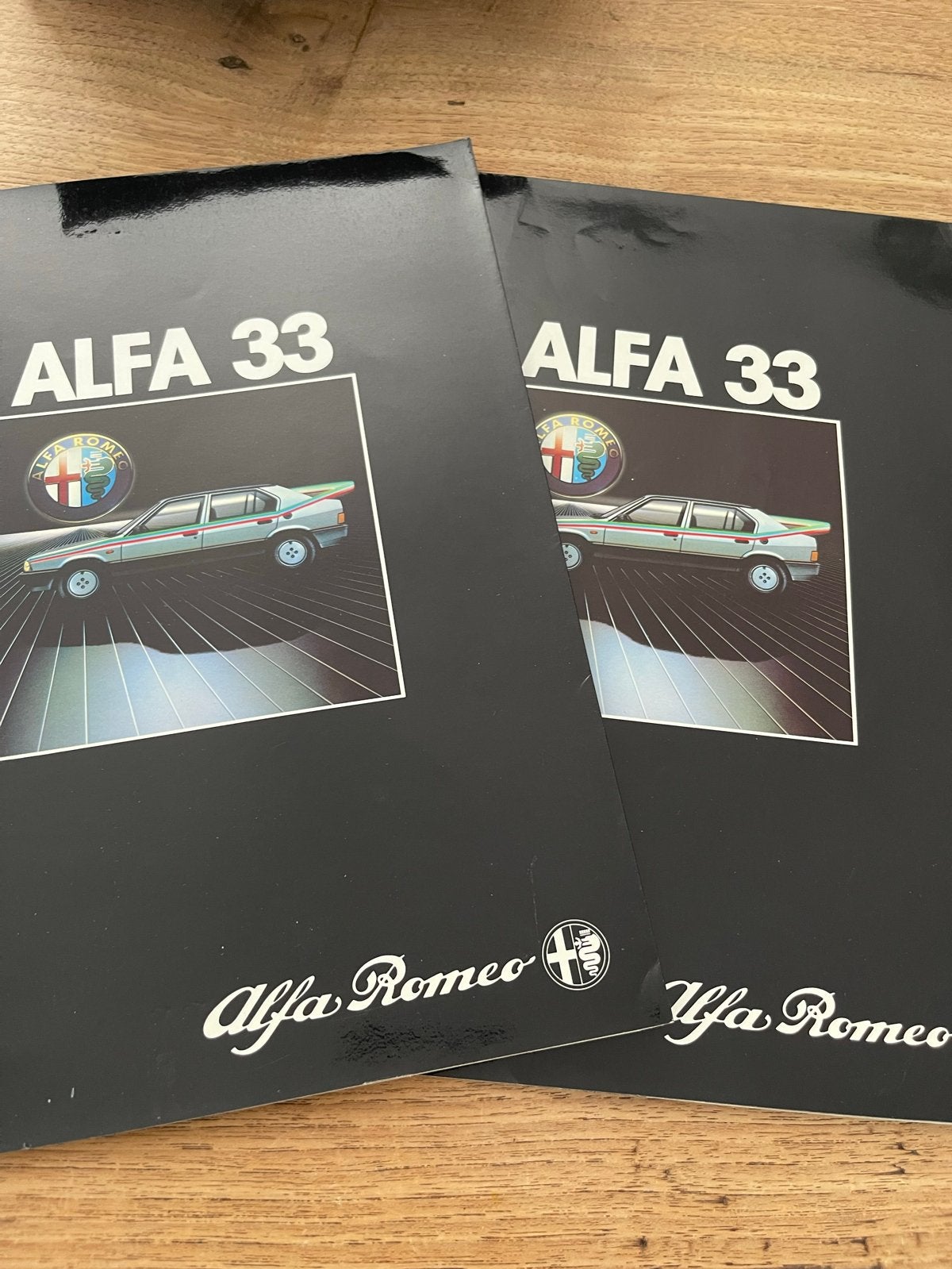 Alfa Romeo 33 Brochure met Dealerstempels Van Lingen Hoogeve, Ophalen of Verzenden, Zo goed als nieuw, Alfa Romeo