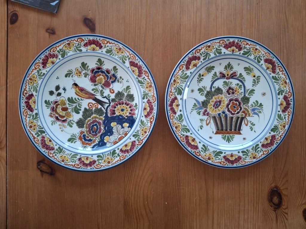 Twee handgeschilderde Delftse Pauw wandborden 20cm, Ophalen of Verzenden