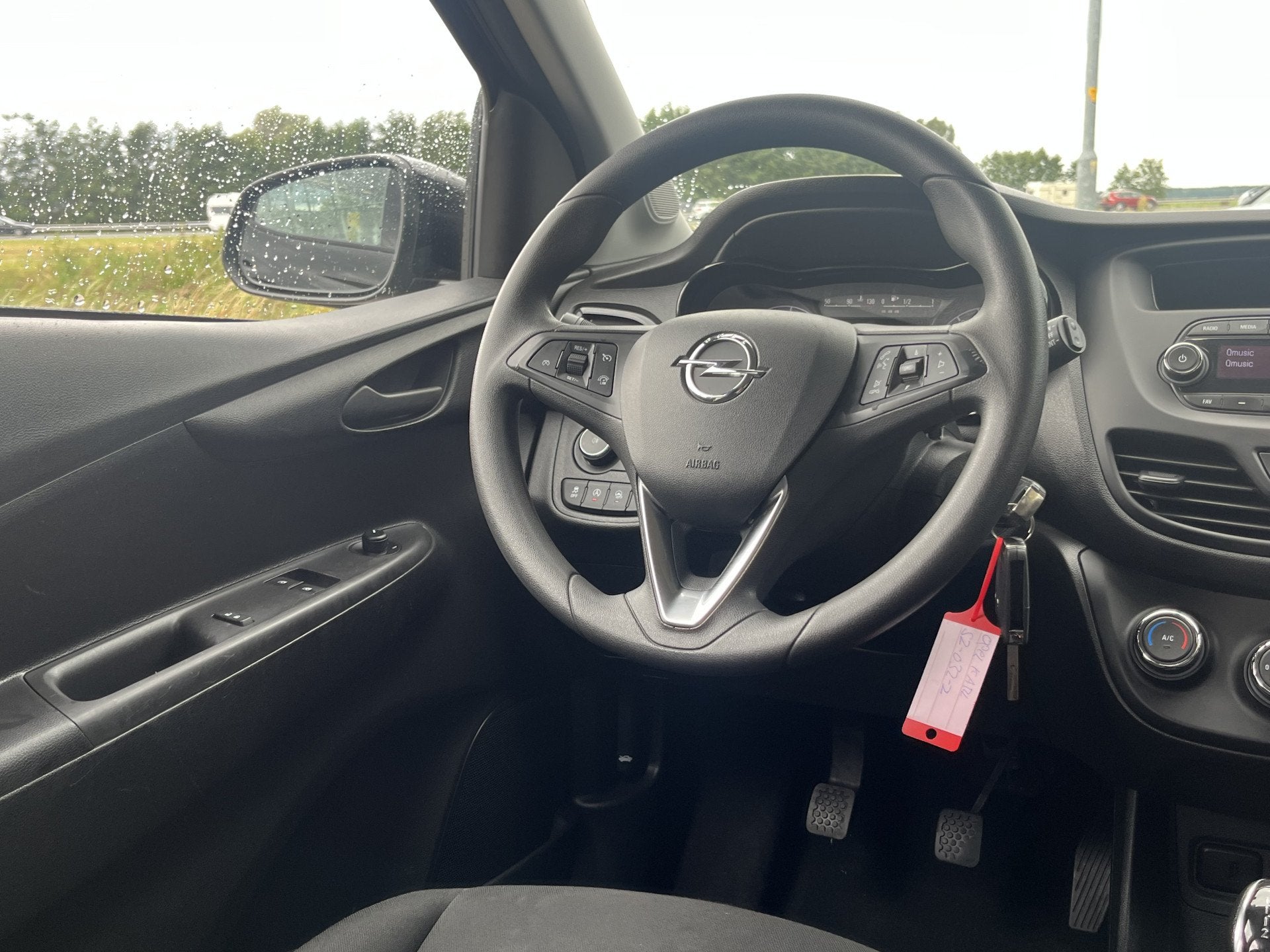 Foto 15 van Opel KARL 1.0 ecoFLEX Edition / Airco / Cruise / Bleutooh /