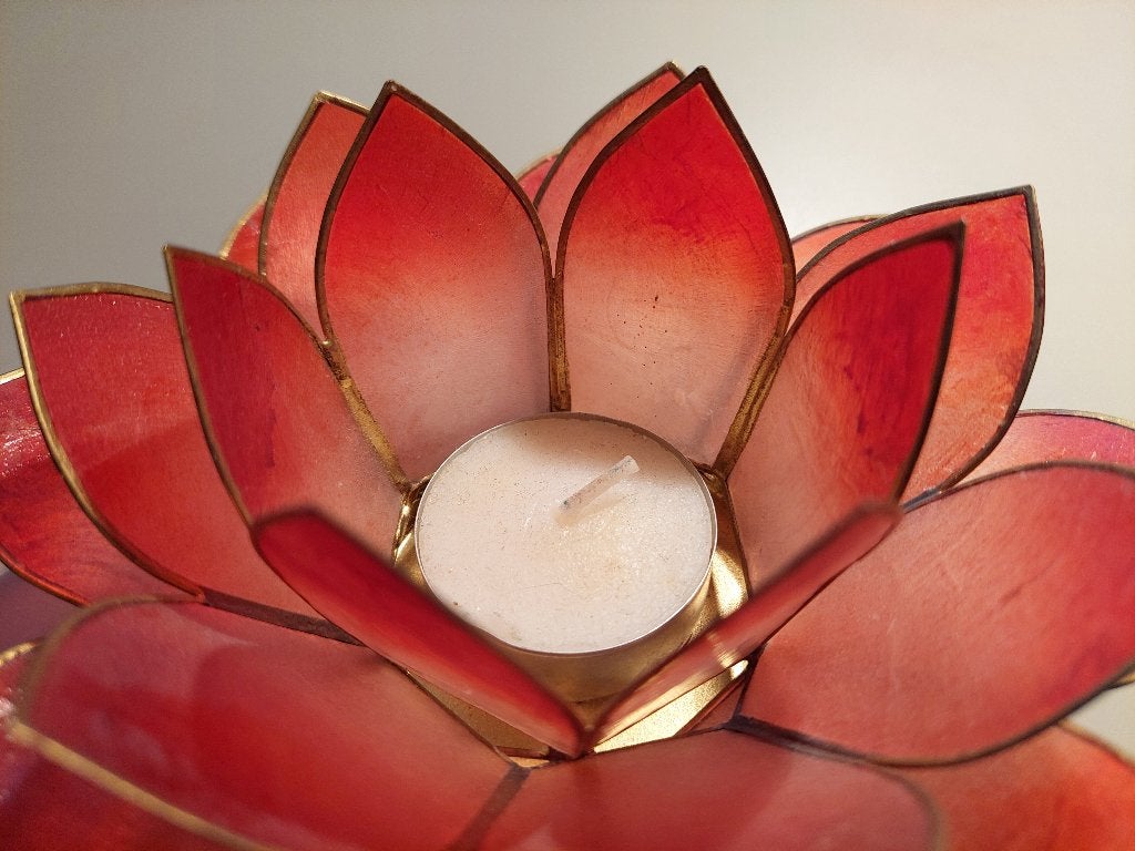 Lotus kaarshouder, Huis en Inrichting, Woonaccessoires | Kandelaars en Kaarsen, 7 cm, Natuurlijk materiaal, Waxinelichthouder