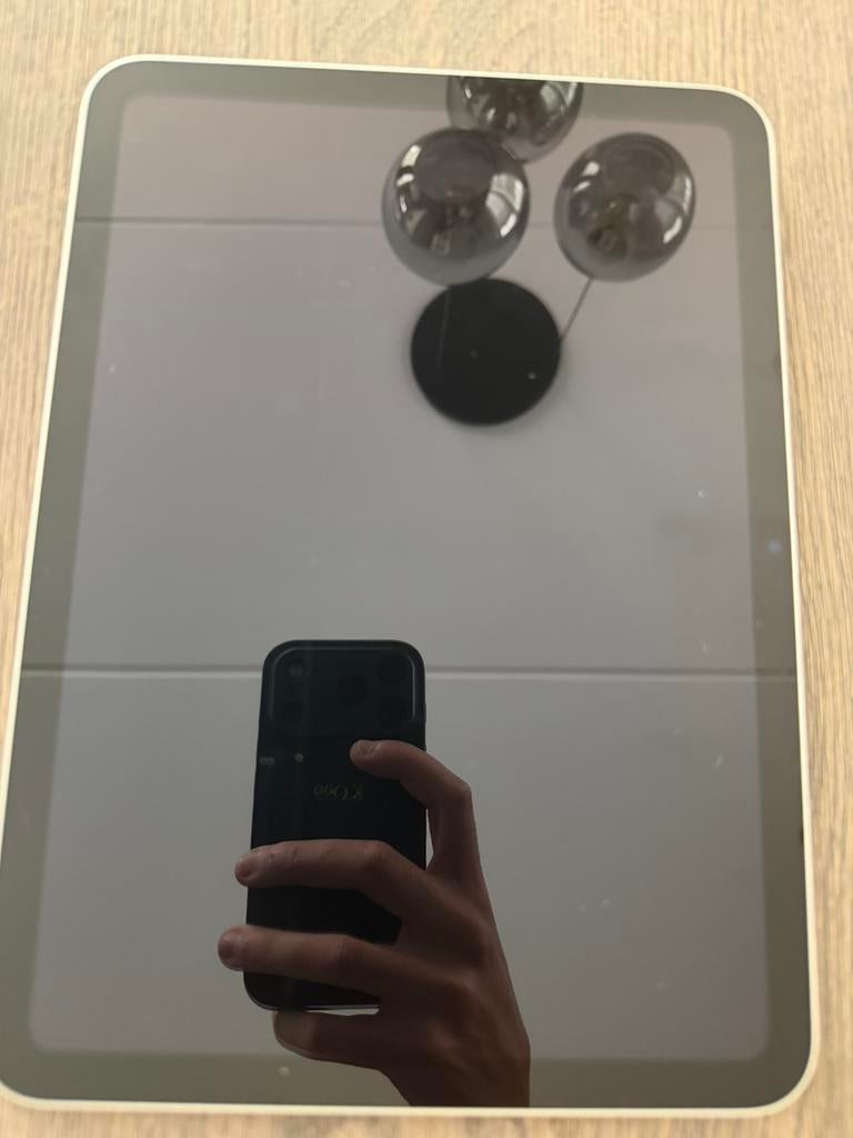 Apple iPad 10e generatie 64GB grijs Zo goed als nieuw + hoes, Apple iPad, 11 inch, Ophalen of Verzenden, Zo goed als nieuw