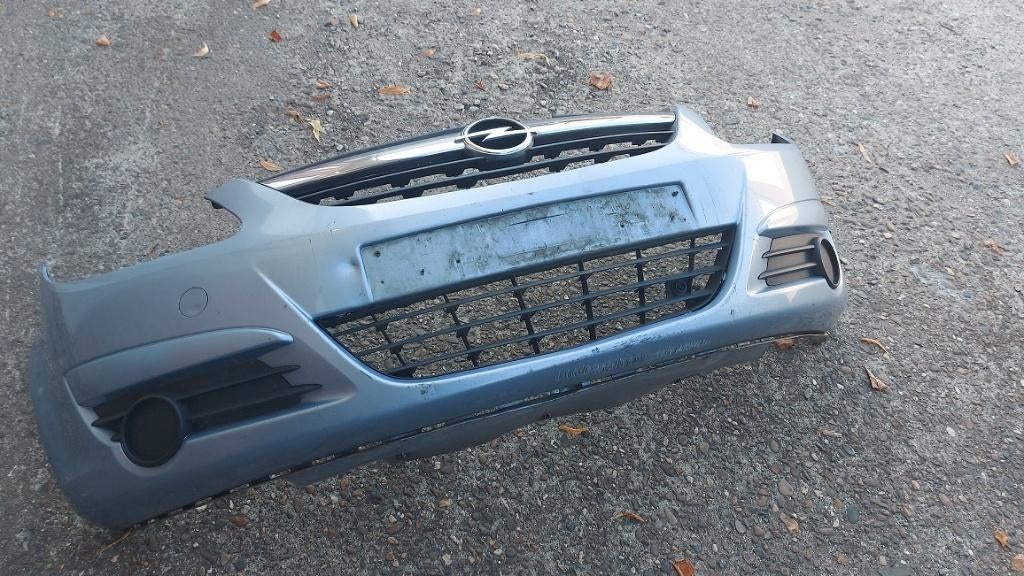Licht blauwe voorbumper Opel Corsa D model, Ophalen of Verzenden