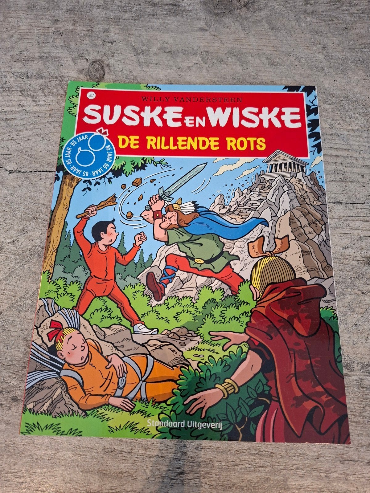 Willy Vandersteen - De rillende rots, Willy Vandersteen, Eén stripboek, Ophalen of Verzenden, Zo goed als nieuw