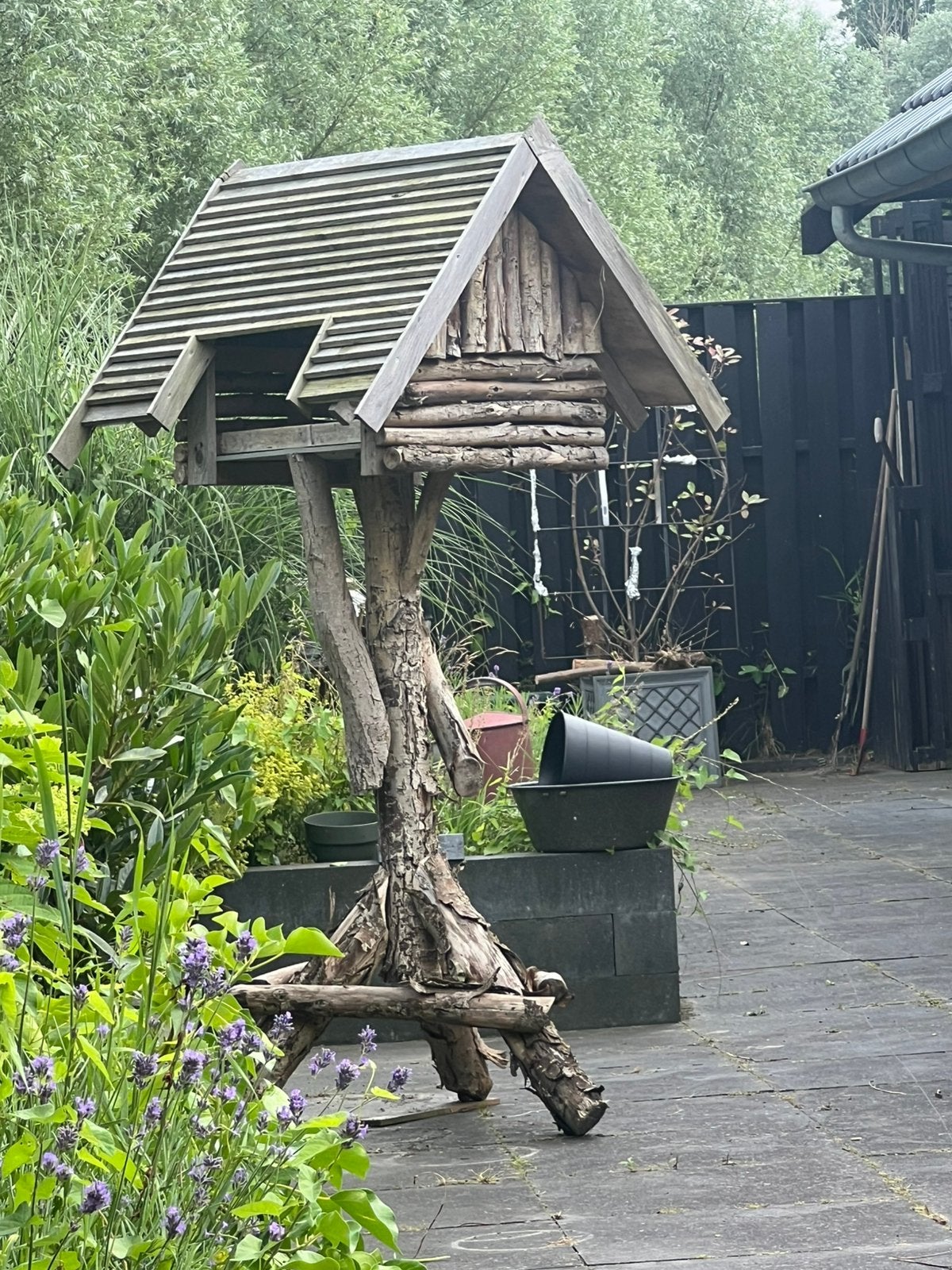 Grote vogelhuis, Ophalen, Zo goed als nieuw
