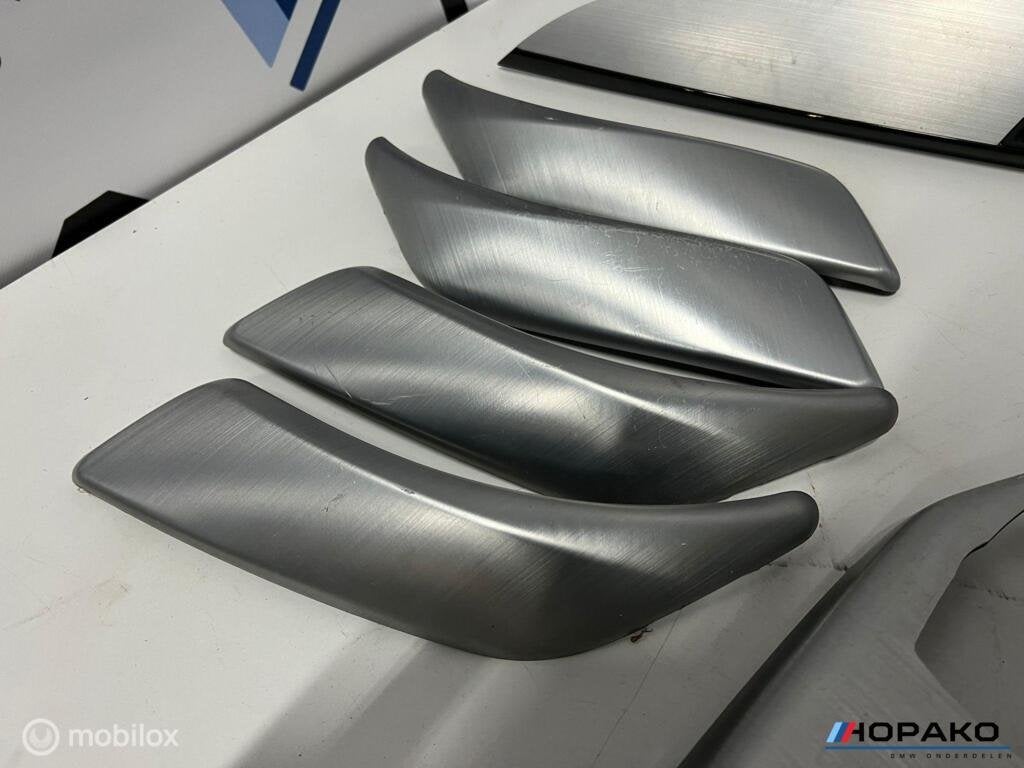 Interieurlijsten set BMW 1 serie F20 F21 F22, Auto-onderdelen, Gebruikt, Einsteinlaan 5 rijswijk, Ophalen of Verzenden, Info@bmw.com