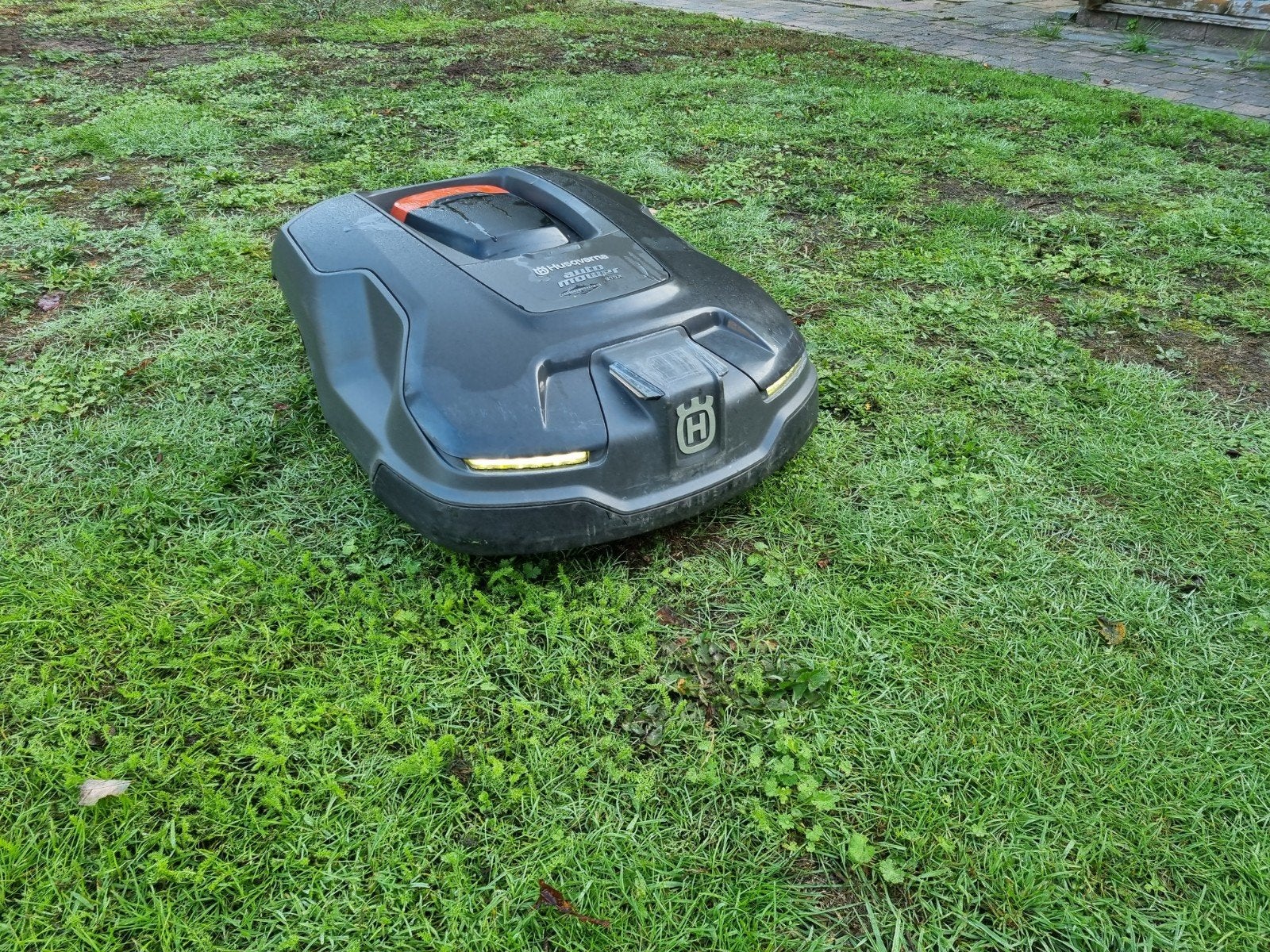 Husqvarna Automower 315x Robotmaaier - ZGAN, Cirkelmaaier, Minder dan 30 cm, Accu-grasmaaier, Mulchfunctie