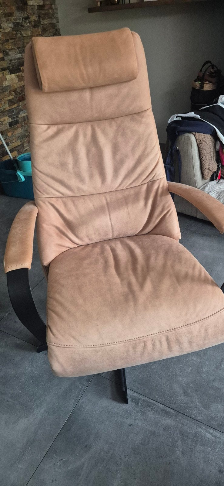 Comfortabele Prominent Humberto Tan relaxfauteuil, Ophalen, Bruin, Modern, Comfort, Zo goed als nieuw
