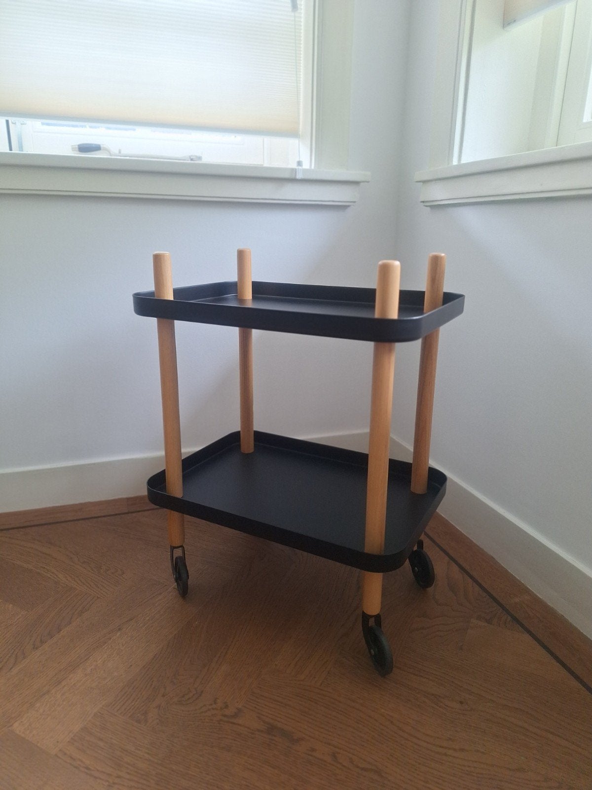 Normann Copenhagen Block trolley - Zwart (50x35 cm), Minder dan 55 cm, Gebruikt, Modern, Scandinavisch, Metaal of Aluminium