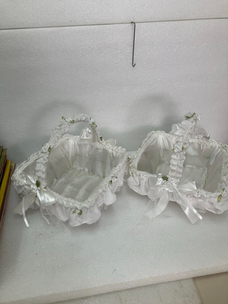 Mandje voor bloemen strooien - Heilige Communie/Bruiloft, Overige materialen, Mand, Ophalen of Verzenden, Zo goed als nieuw