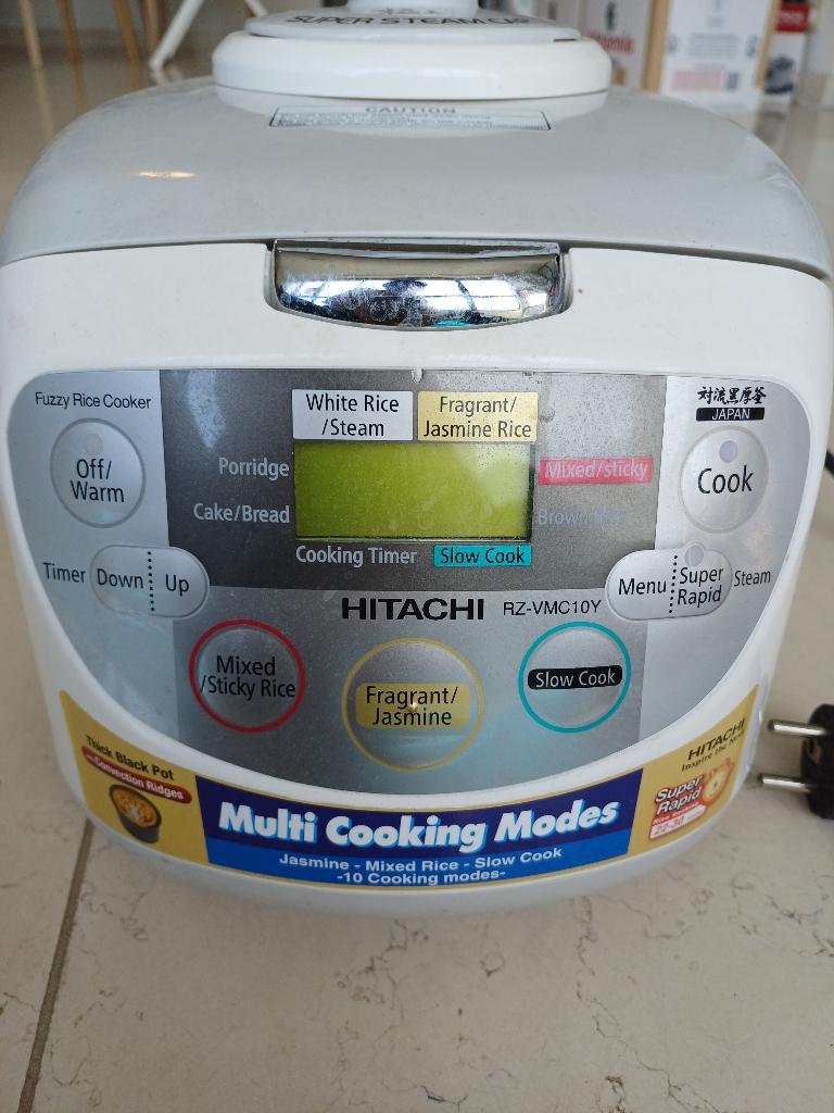 rijstkoker(rice cooker)Hitachi5.5cup International plug type, Ophalen of Verzenden, Gebruikt