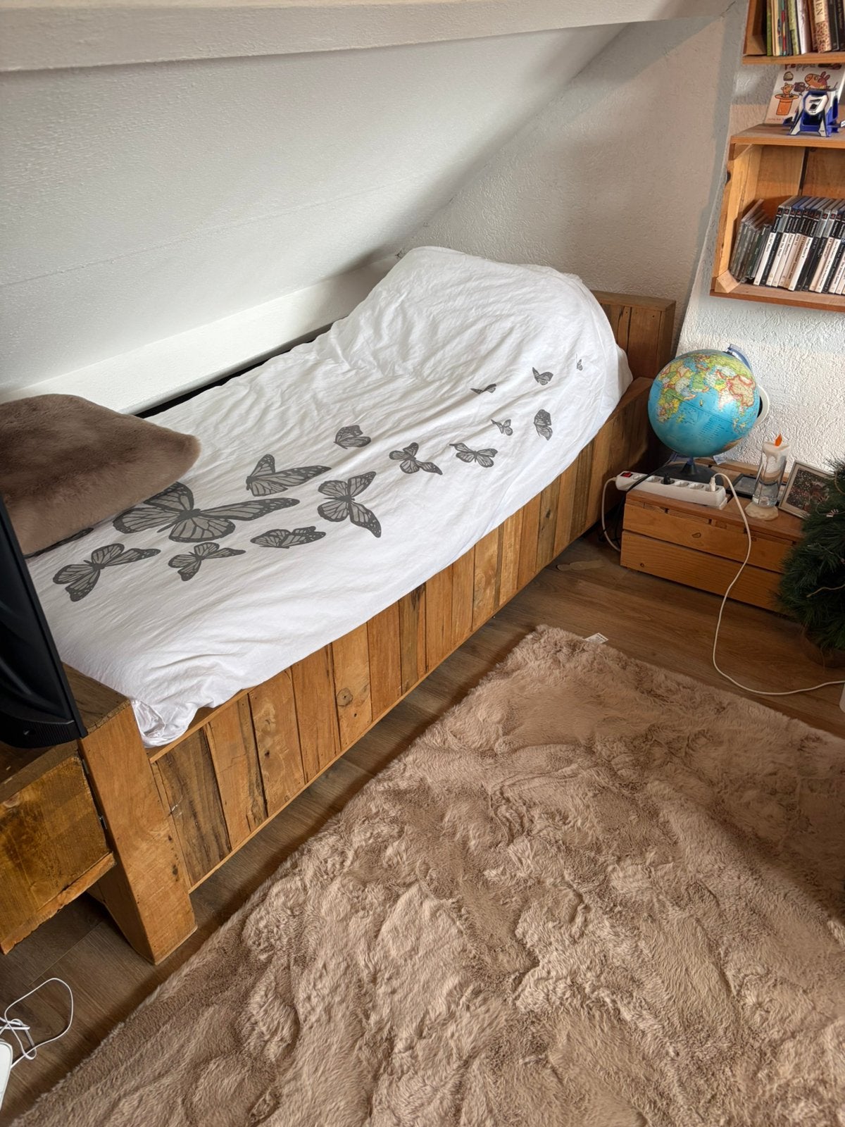 1pers bed, Ophalen of Verzenden, Zo goed als nieuw, Eenpersoons