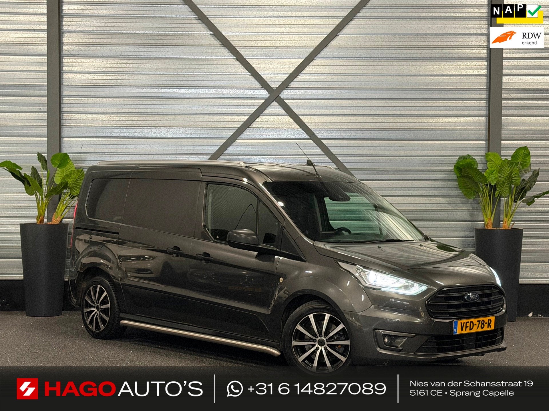 Ford Transit Connect 1.5 EcoBlue L2 Trend BTW/AUT/LED/LEDER/, Auto's, Gebruikt, 4 cilinders, Bedrijf, Diesel