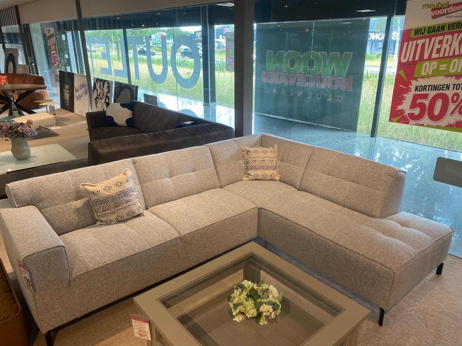Showroommodel Hoekbank Luka, Huis en Inrichting, Ophalen, Zo goed als nieuw, Stof