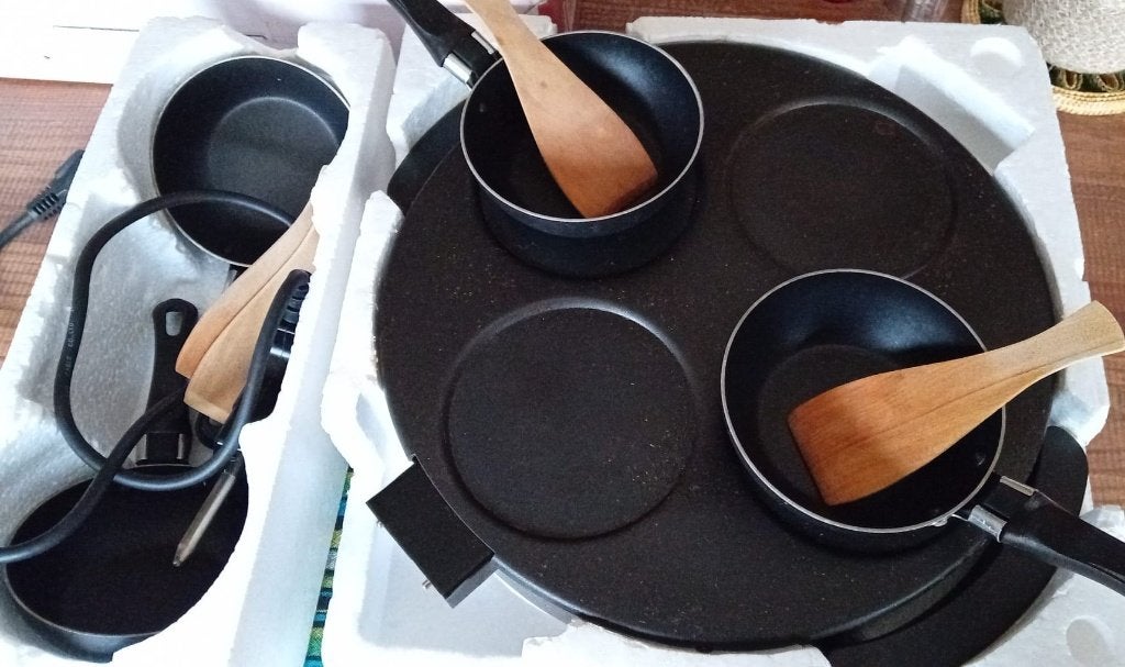 Gourmetstel met 4 pannetjes.., Witgoed en Apparatuur, Ophalen, Gebruikt, 4 t/m 7 personen