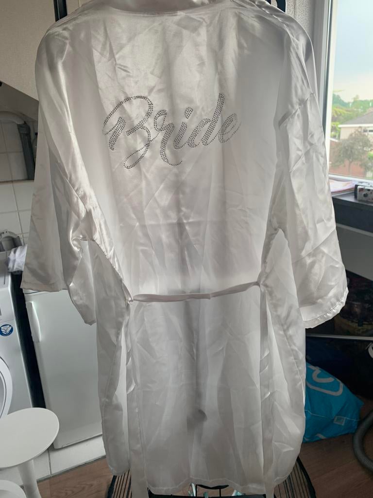 BRIDE witte zijden kimono, Ophalen of Verzenden, Zo goed als nieuw, Wit, Accessoires
