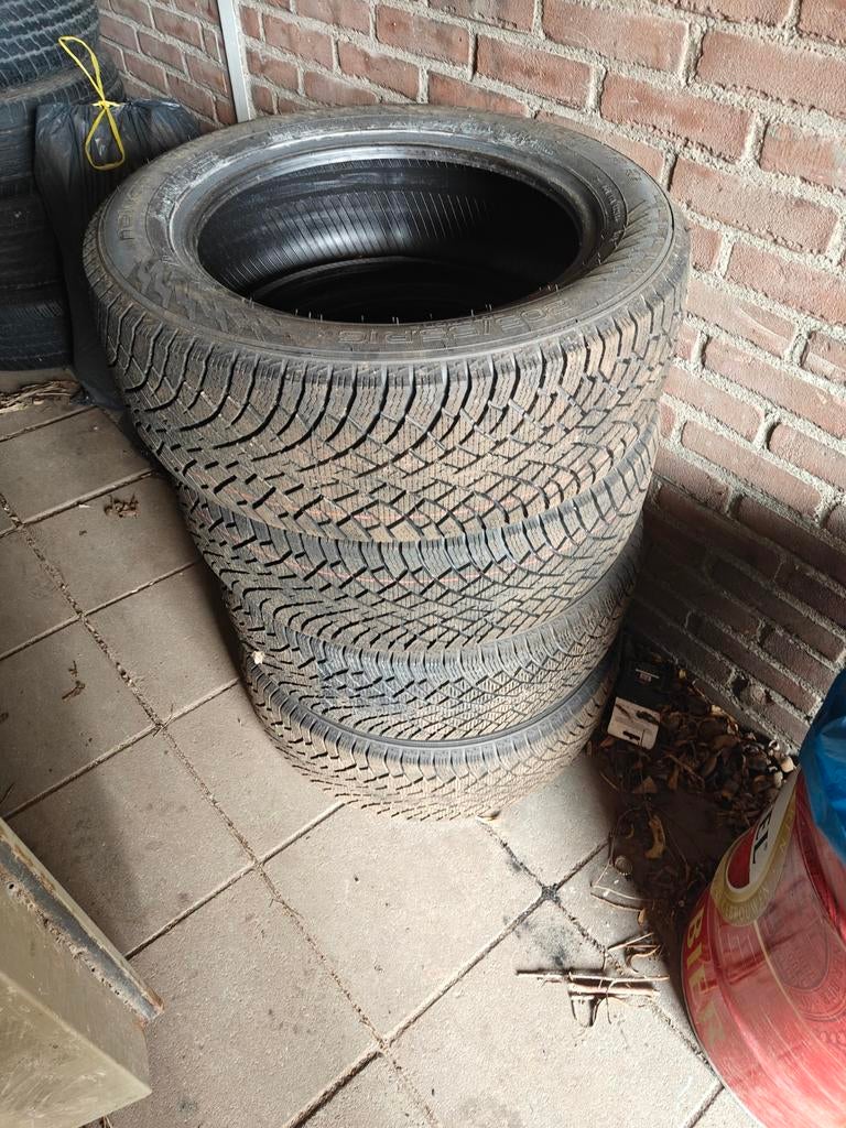 Nokian Hakkepelitta winterbanden, bijna ongebruikt, Gebruikt, 16 inch, Band(en), Personenwagen