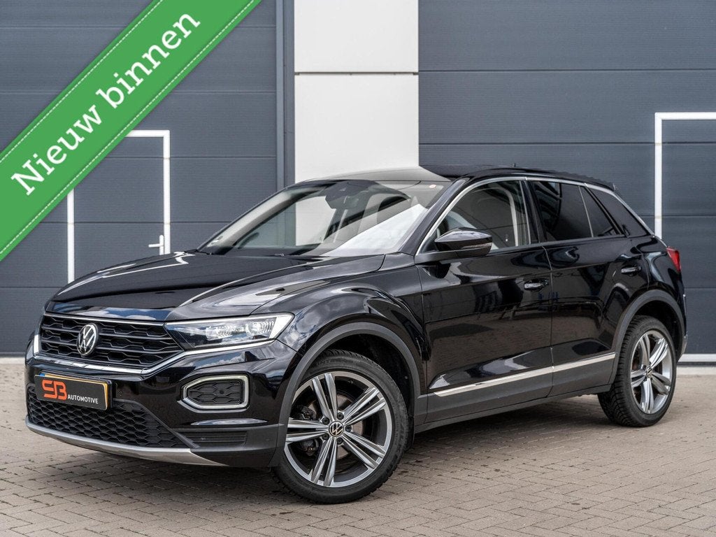 Volkswagen T-Roc 1.5 TSI Sport Business R Stoelverw|Cam|Vol!, Stof, 1498 cc, 4 cilinders, 150 pk