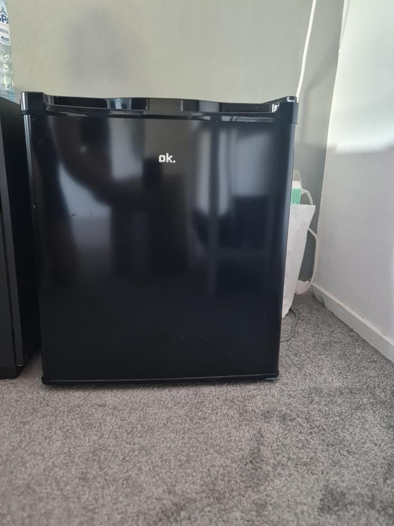 Kleine koelkast, Witgoed en Apparatuur, Koelkasten en IJskasten, Ophalen, Zonder vriesvak, Minder dan 85 cm, Minder dan 75 liter