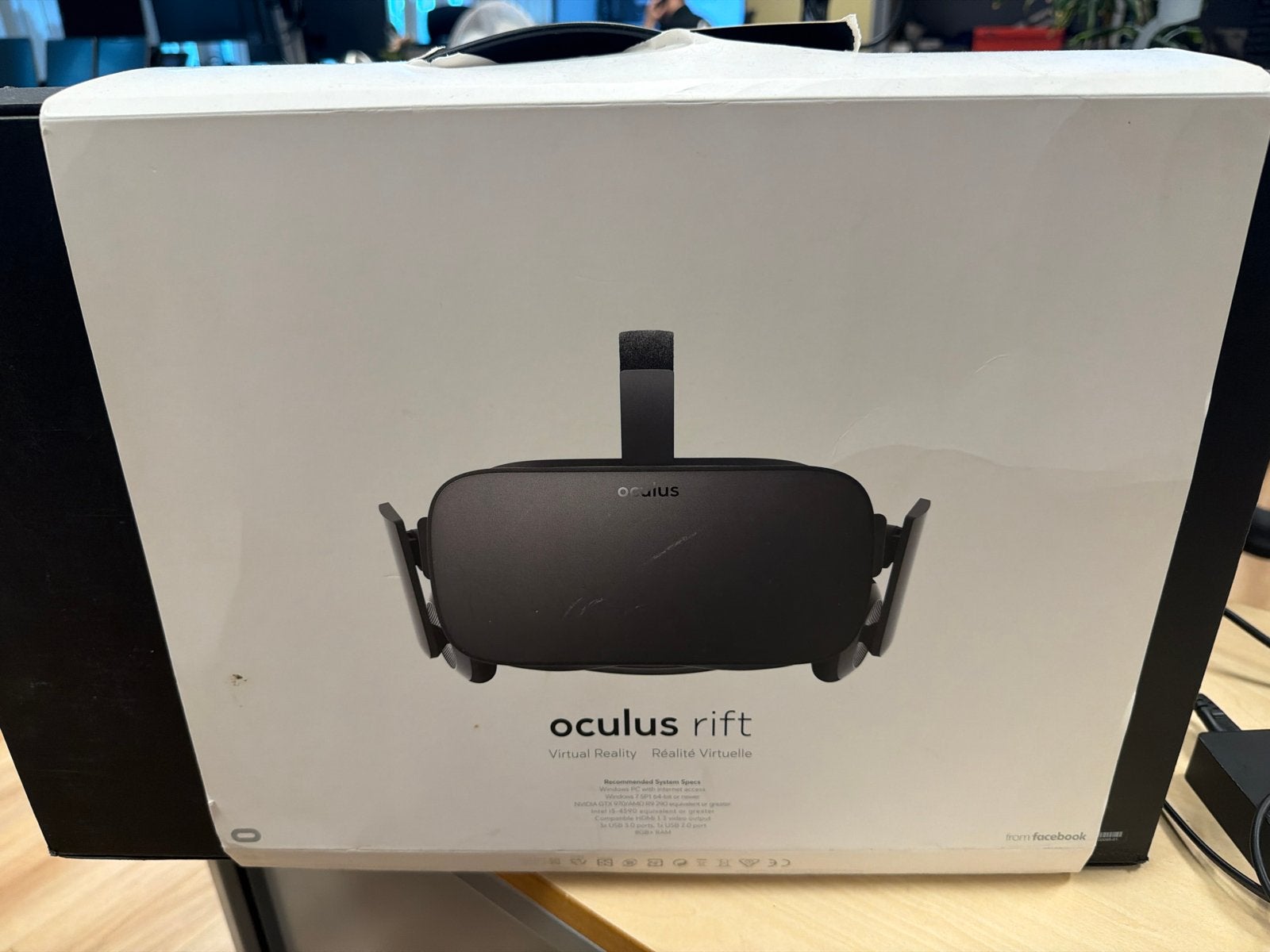 Oculus Rift Virtual Reality Headset - Compleet in doos, Ophalen of Verzenden, Zo goed als nieuw, VR-bril, Pc