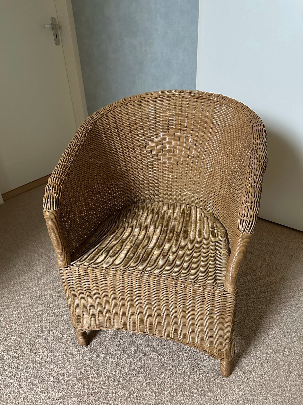 Rotan fauteuil met kussen - Zo goed als nieuw, Ophalen, Bruin, Riet of Rotan, Zo goed als nieuw
