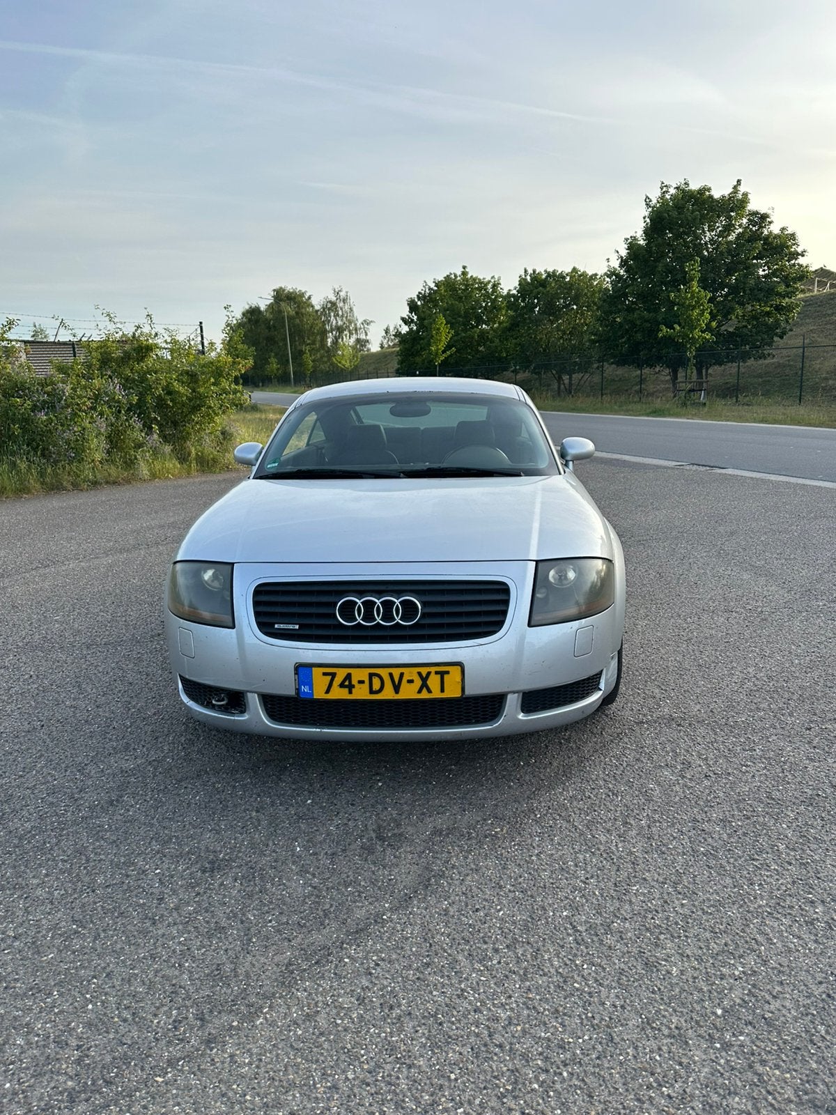 Audi tt 1.8t quattro, Auto's, Audi, Particulier, TT, Benzine, Coupé, Handgeschakeld, Zilver of Grijs, Zwart, Leder, Vierwielaandrijving