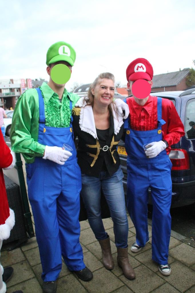 Mario en Luigi kleding te huur, compleet max €22, Ophalen, Zo goed als nieuw, Overige thema's, Kleding