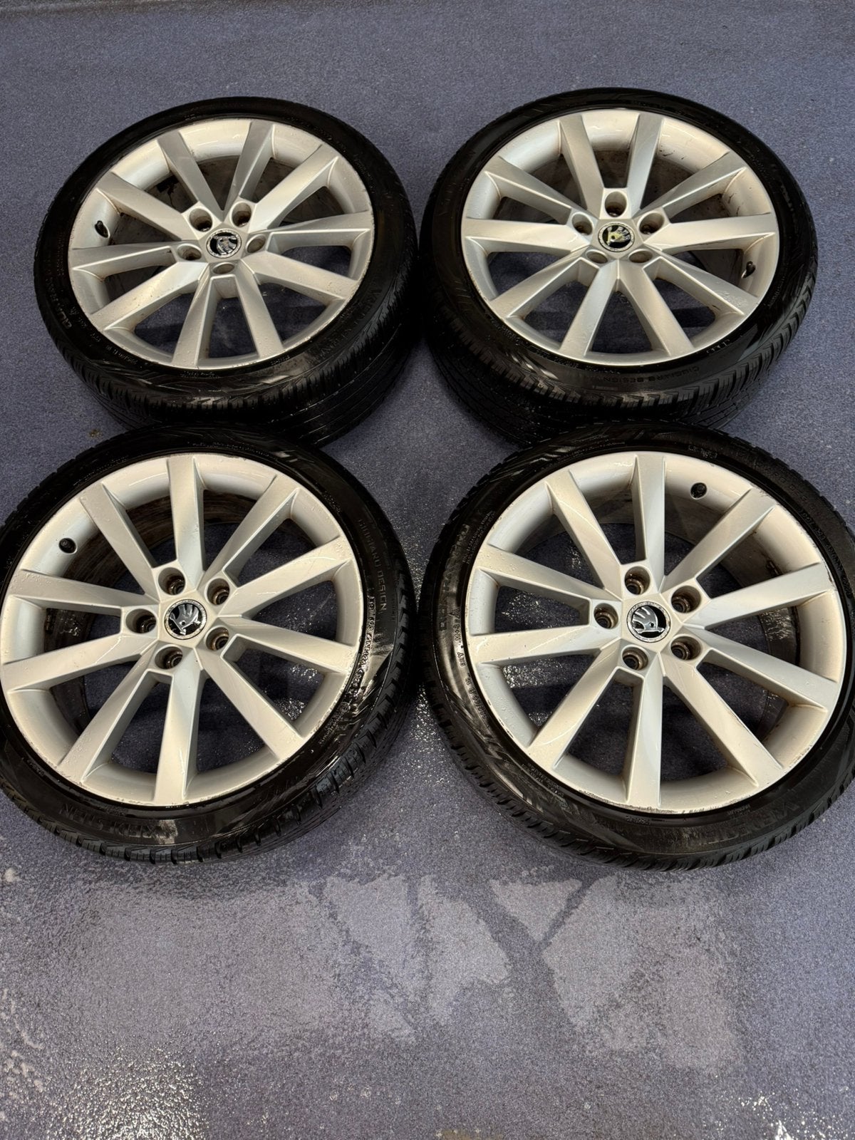 Originele 18 inch skoda octavia set 5 x112 et 52, 18 inch, Velg(en), 225 mm, Winterbanden