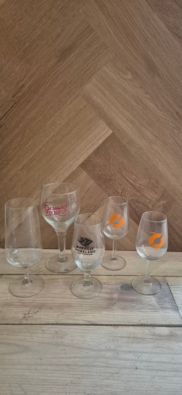Diverse bierglazen op poot, Glas of Glazen, Gebruikt, Ophalen of Verzenden, Glas